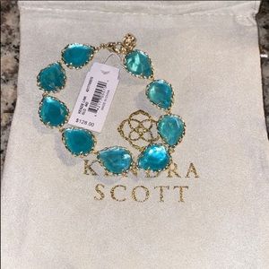 KENDRA SCOTT GOLD KENZIE BRACELET